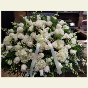 CS0070: Assorted All White Casket Spray