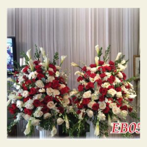 EB0500: Red and white rose double elegant basket