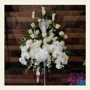EB0880: All white angel basket