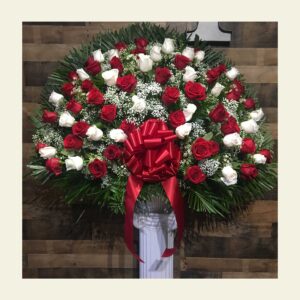 RB0150: Red and white rose basket